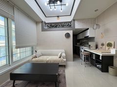Room No. 301 0번째 이미지