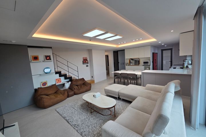 Jeju Seogwipo (4 bedrooms/3 bathrooms) 1th image