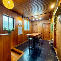 4-Room Unit, 4-Minute Walk from Ewha Womans U Unit Image