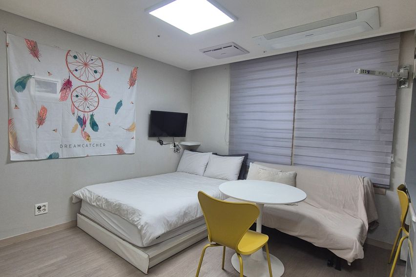 신촌역 2분거리 시티뷰