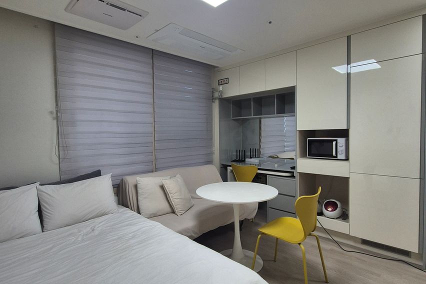 신촌역 2분거리 시티뷰