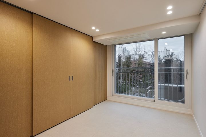 Hanti Station 3-room, fully furnished 5th image