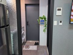 Seattle Unit 304 5th image
