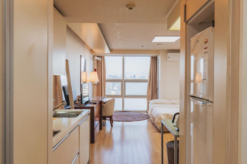 언주 Basic 스테이