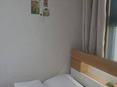 🌿 Fully-furnished studio apartment near Buch 3th image