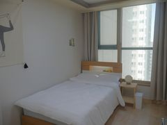 🌿 Fully-furnished studio apartment near Buch 6th image