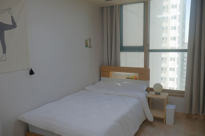 🌿 Fully-furnished studio apartment near Buch 6th image