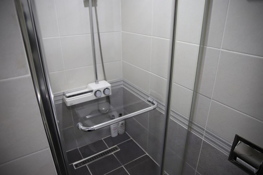 풀옵션) 신촌역 4분