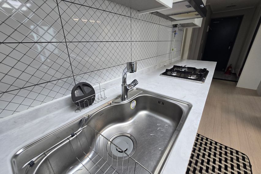 공항인근 고층신축 방2