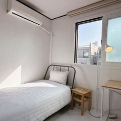 홍대합정 채광 좋은 방 방 이미지