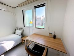 홍대합정 채광 좋은 방 4번째 이미지