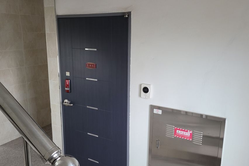 관음동 밝고 창있는 룸 14번째 이미지