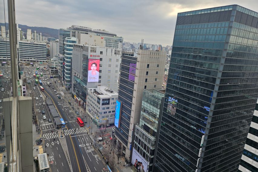 홍대 1분거리 최고층뷰