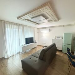 Spacious two-bedroom apartment in Yeoksam-don Unit Image
