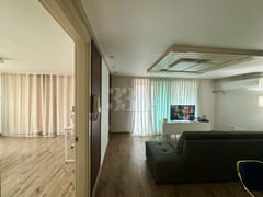 Spacious two-bedroom apartment in Yeoksam-don 13th image