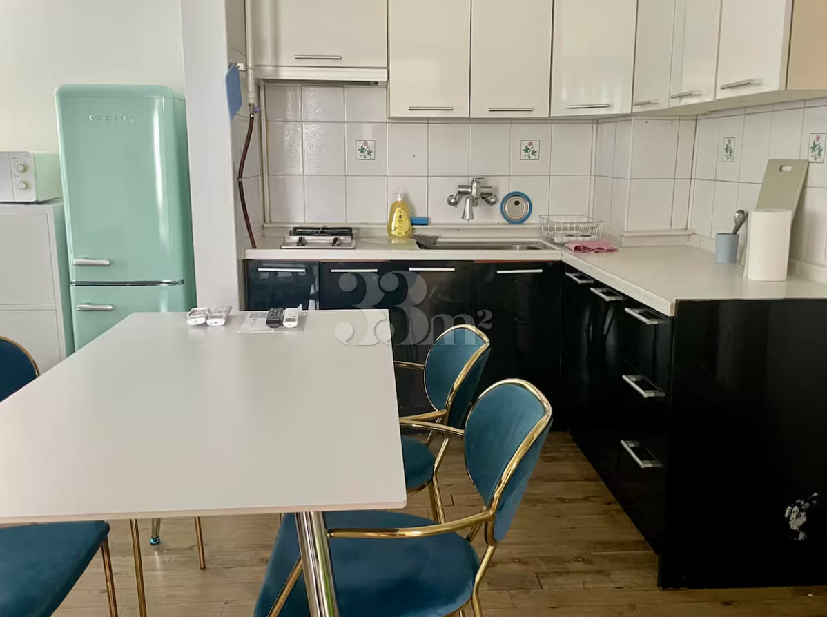 Spacious two-bedroom apartment in Yeoksam-don 10th image