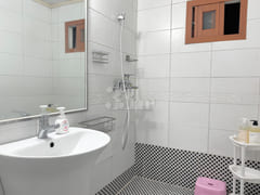 Cozy, fully furnished studio apartment in Yeo 16th image