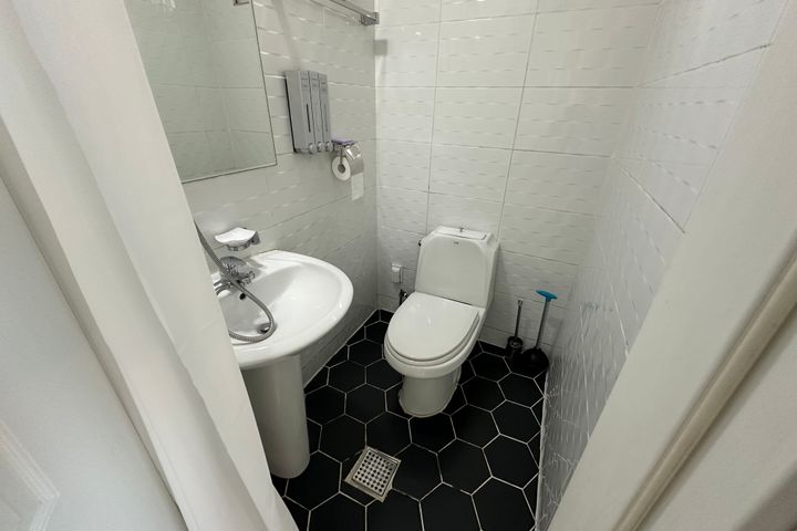 Clean accommodation for 4 in Sinchon/Hongdae 2th image