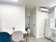 Clean accommodation for 4 in Sinchon/Hongdae 5th image