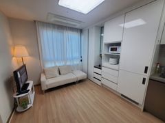 Yeouido, fully furnished, near Lines 5 & 2 4th image