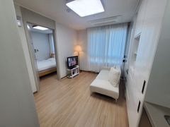 Yeouido, fully furnished, near Lines 5 & 2 14th image