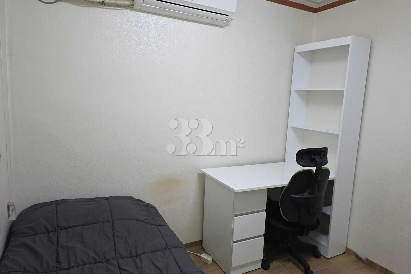 Room 407 4th image
