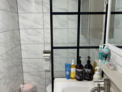 Stylish Two-Room Accommodation in Eunpyeong-g 9th image