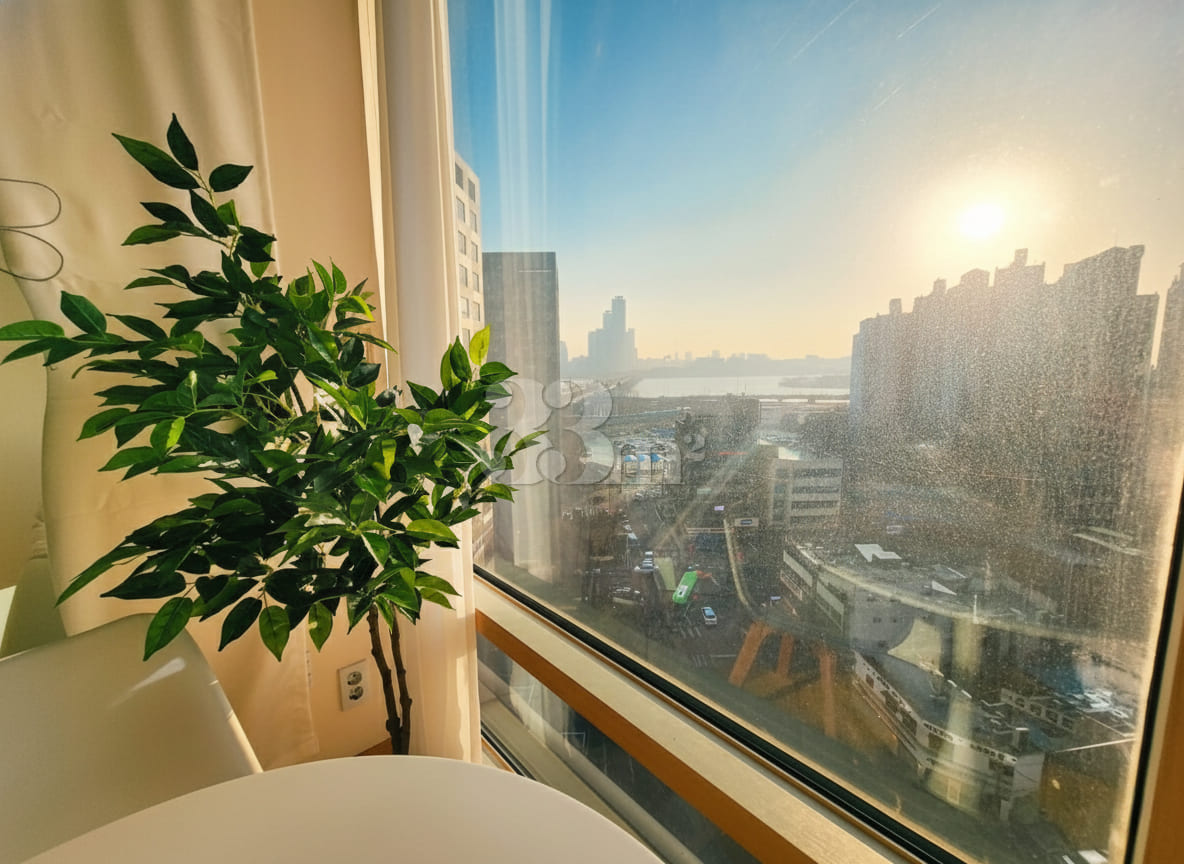 Mapo Station, 1-minute walk, Han River view,  4th image
