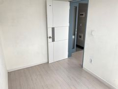 Doksan-dong Bright Two-Room Apartment, Parkin 5th image