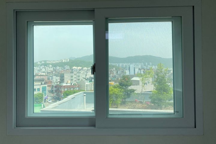 Doksan-dong Bright Two-Room Apartment, Parkin 16th image