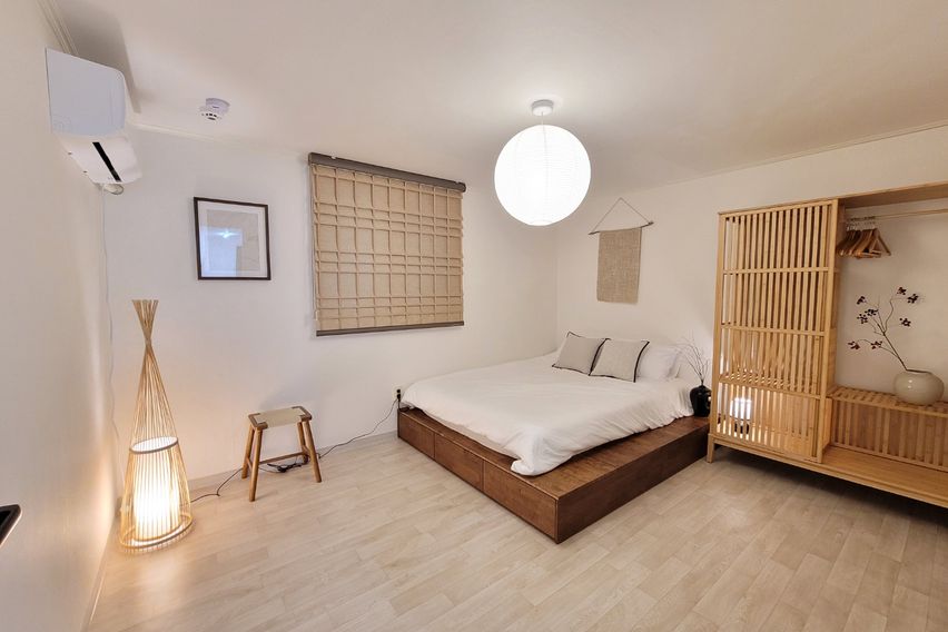 신촌역도보5분/넓은거실