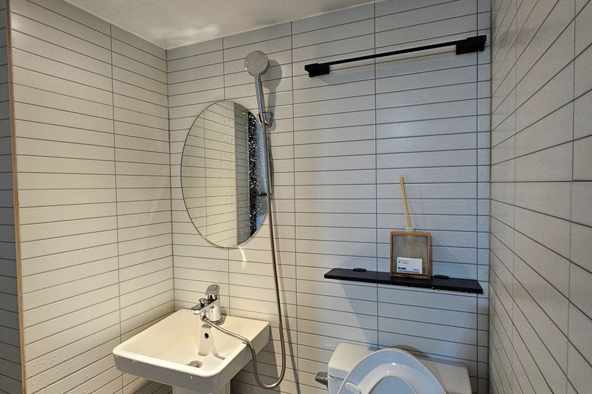 프리미엄 고고스테이 E