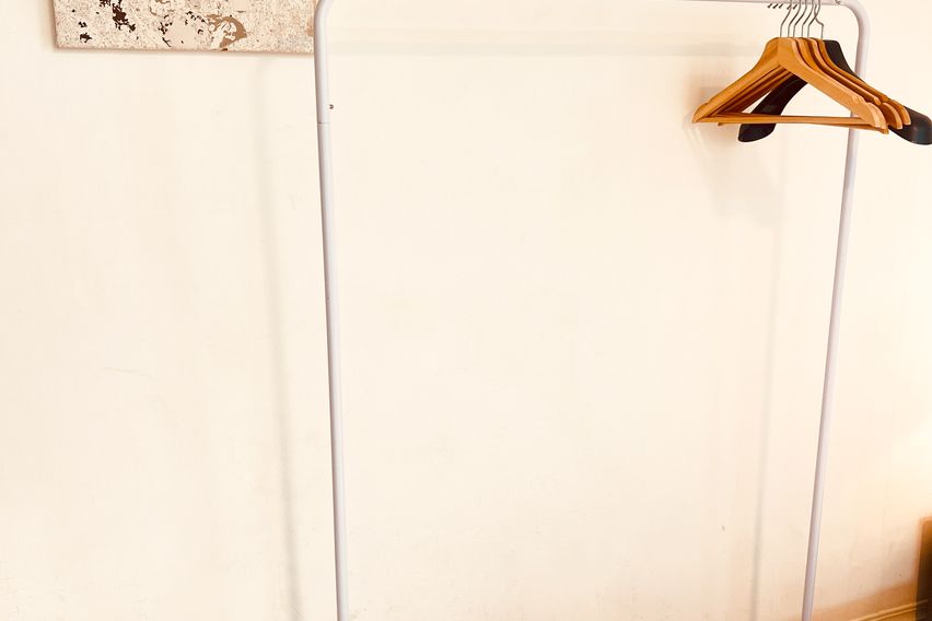 홍대 6번출구 도보5분