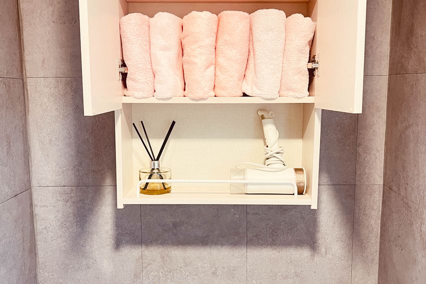 홍대 6번출구 도보5분