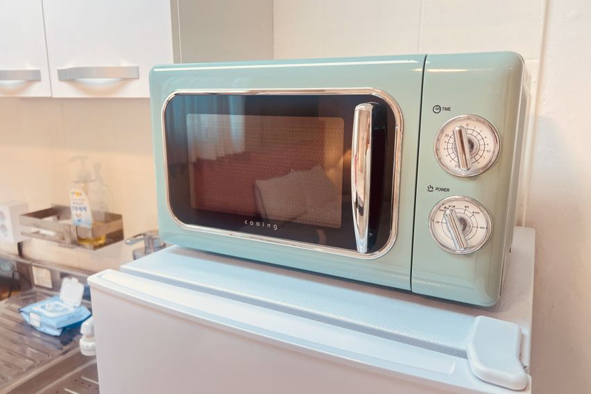 홍대 6번출구 도보5분