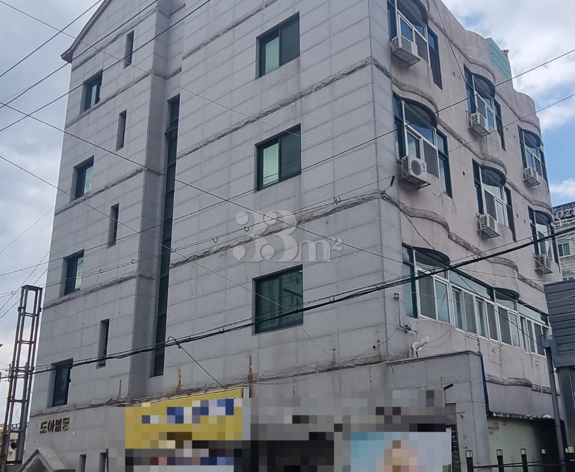 Jinhae Cherry Blossoms / Vacant Studio Apartm 7th image