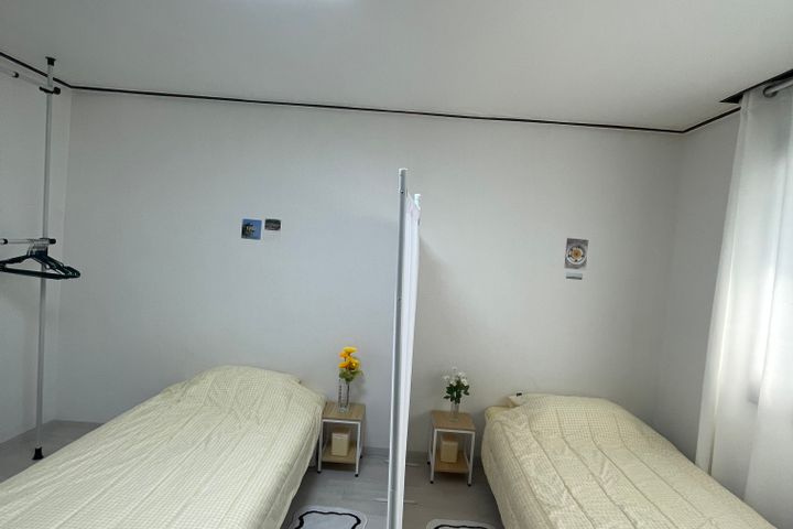Yeonhee Clean 2-Person Room A 2th image
