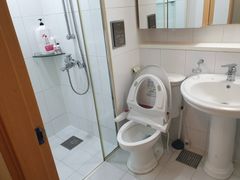 Mapo studio apartment with a prime view of th 11th image