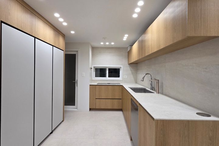 Hanti Station 3-room, fully furnished 11th image