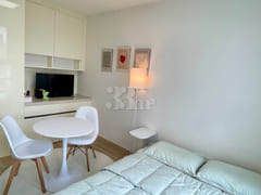 Sun-drenched Cheonggyecheon Room 2 4th image