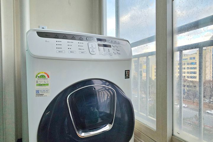 Dunsan-dong + Fully Furnished + Separate Livi 17th image