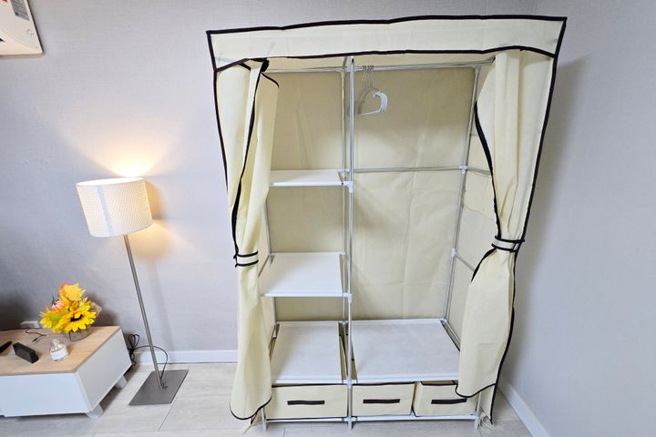 Remodeled, separate-room studio 5th image