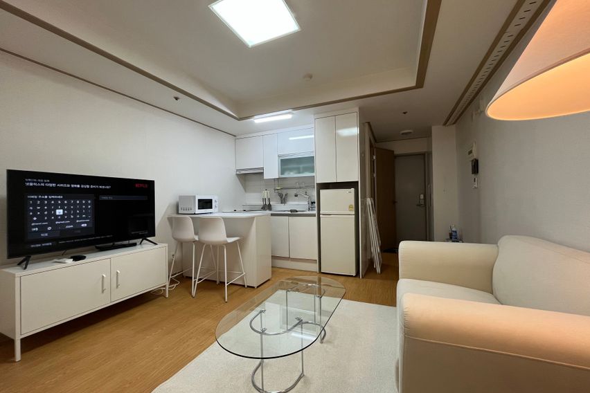 NEW/강남역 도보5분