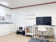 Hyeongsan Rotary, Studio Apartment 204 4th image