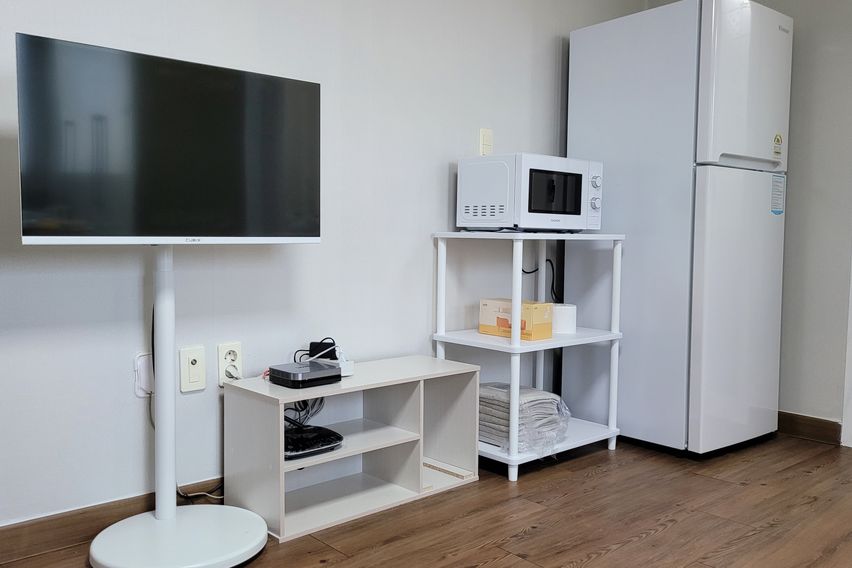 관음동 밝고 창있는 룸 2번째 이미지