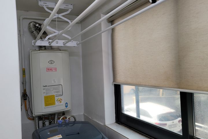 Sunny Room in Gwaneum-dong 9th image