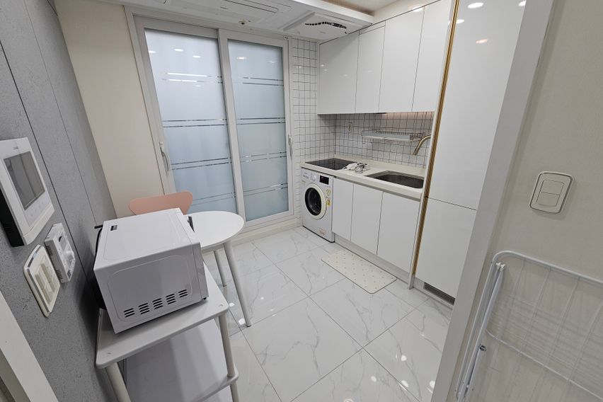 5 minutes from Hwagok Station ☆ Fully furnish 1th image