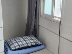A small room in front of Sogang University 0th image