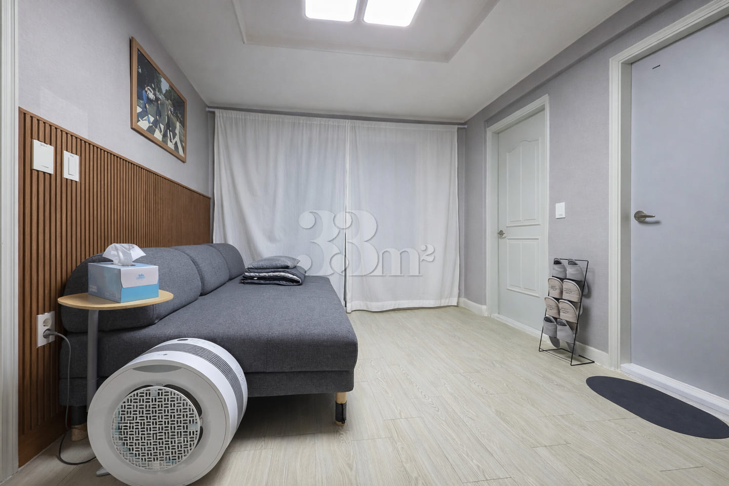 GrayHouse_3-Room 8th image