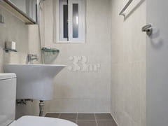 GrayHouse_3-Room 10th image